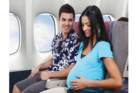 Quy định cần biết khi phụ nữ mang thai đi máy bay